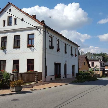 Apartman Nove Hrady Exterior photo