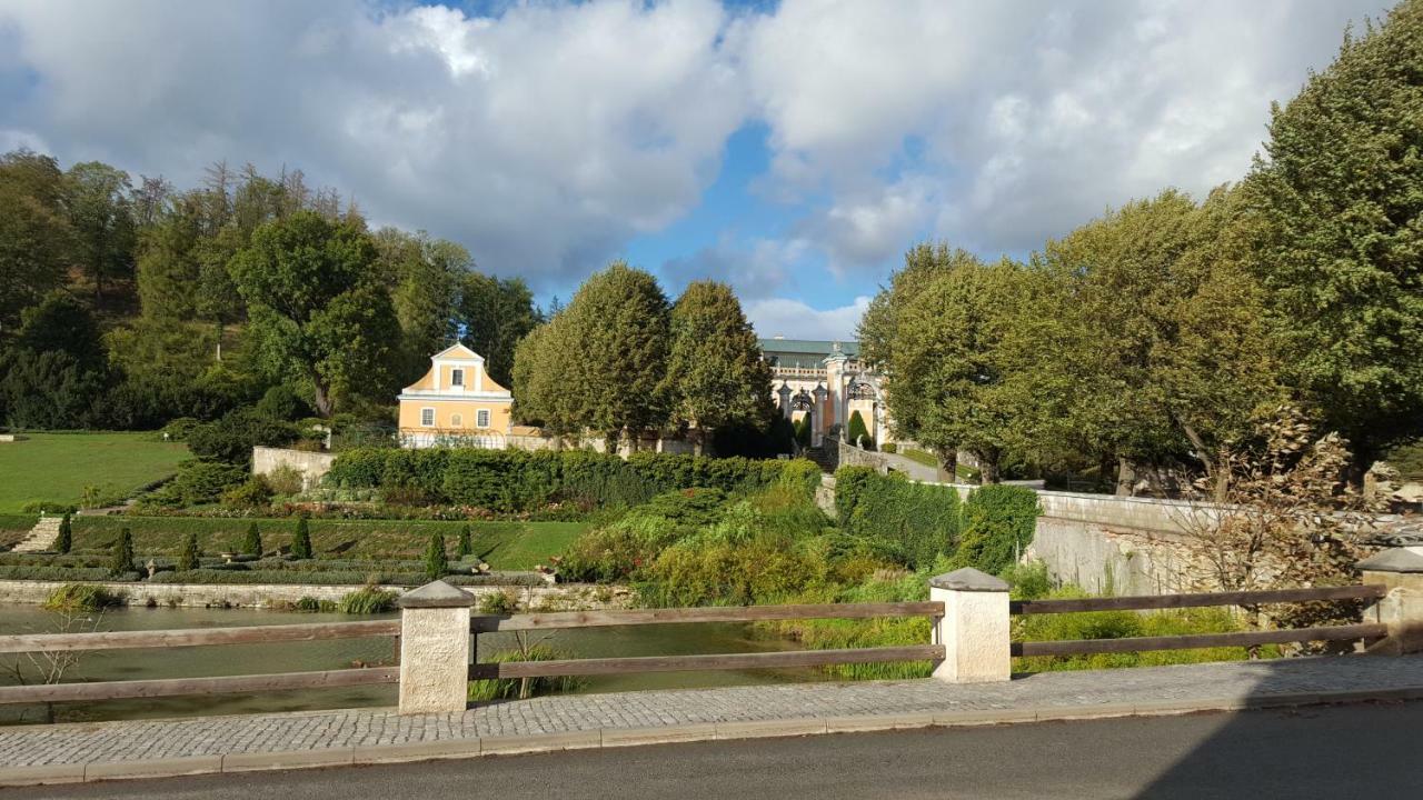 Apartman Nove Hrady Exterior photo